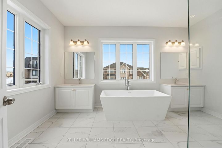 Photo 19 at 132 Settlers Road E, GO Glenorchy, Oakville