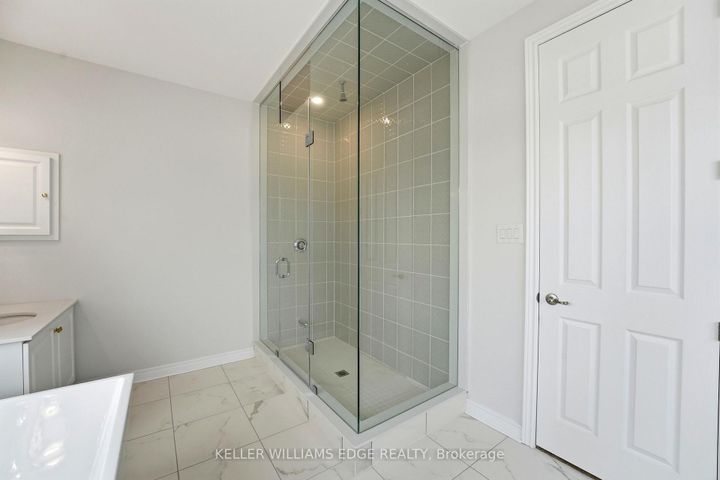 Photo 20 at 132 Settlers Road E, GO Glenorchy, Oakville