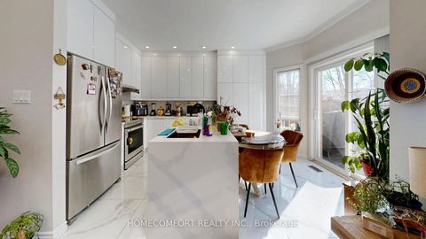 Photo 16 at 4 Caymus Street, Langstaff, Richmond Hill