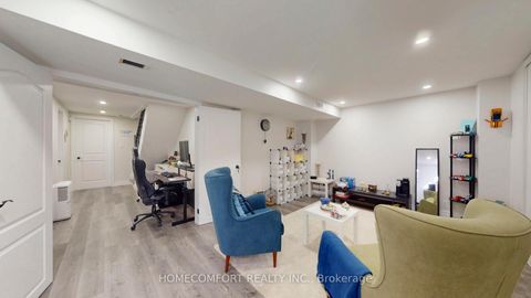 Photo 36 at 4 Caymus Street, Langstaff, Richmond Hill