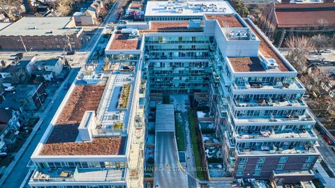 Photo 2 at 328 - 150 Logan Avenue, South Riverdale, Toronto