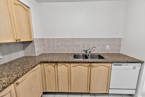 Photo 19 at 2610 - 23 Hollywood Avenue, Willowdale East, Toronto