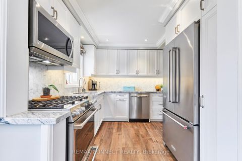 Photo 16 at 10 Nicholls Court, Central West, Ajax