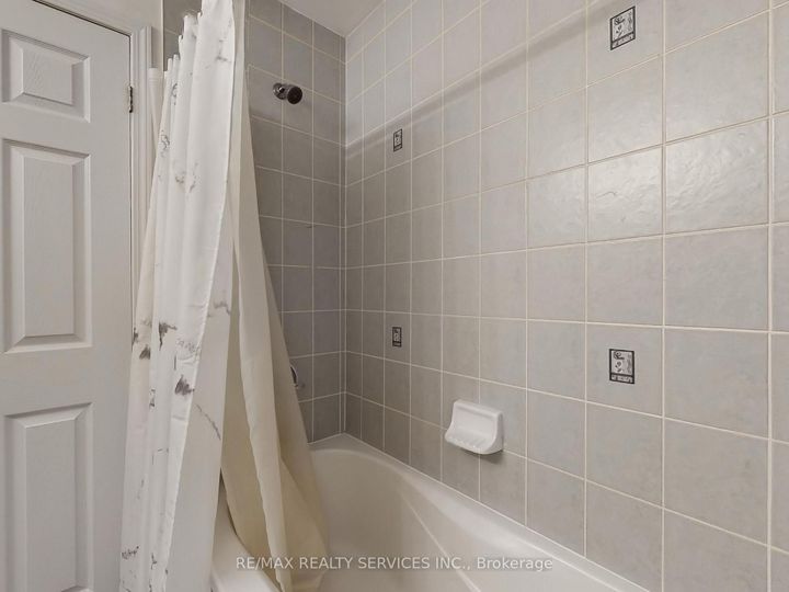 Photo 33 at 37 Bloom Drive, Bram East, Brampton