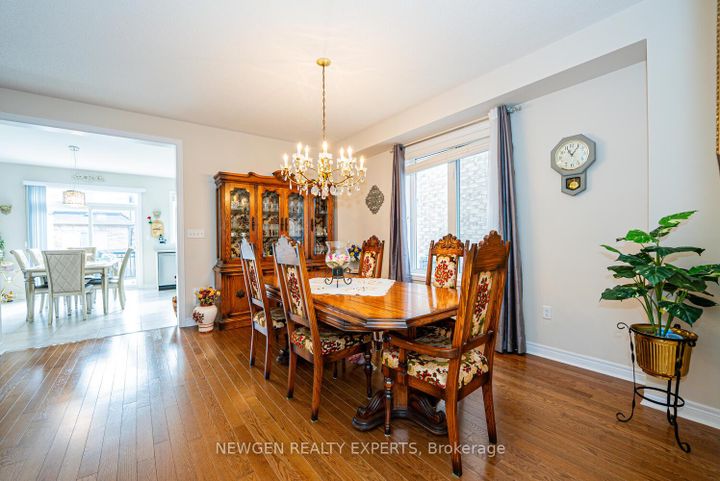 Photo 4 at 46 MONUMENT Trail, Northwest Brampton, Brampton