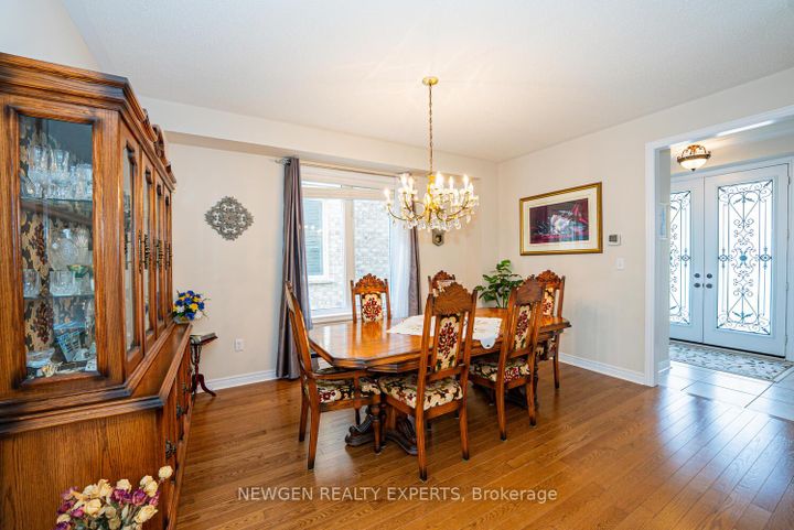 Photo 5 at 46 MONUMENT Trail, Northwest Brampton, Brampton