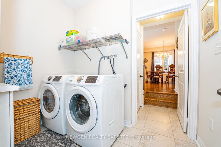 Photo 29 at 46 MONUMENT Trail, Northwest Brampton, Brampton