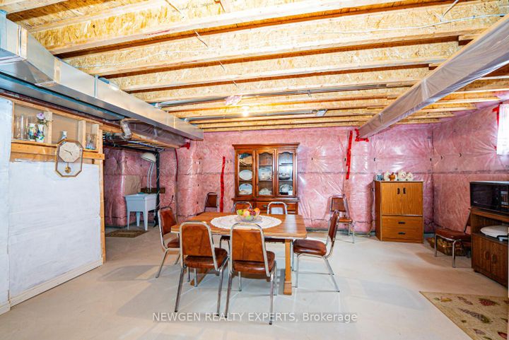 Photo 31 at 46 MONUMENT Trail, Northwest Brampton, Brampton