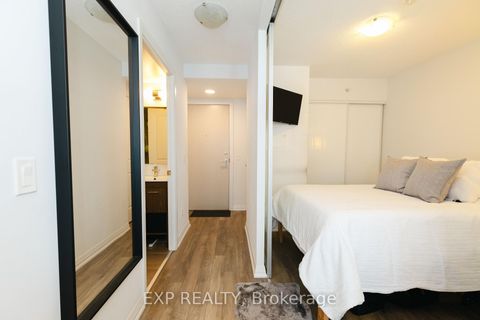 Photo 2 at 707 - 30 Meadowglen Place W, Woburn, Toronto