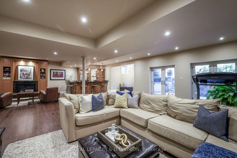 Photo 29 at 82 Munro Boulevard, Windfields, Toronto