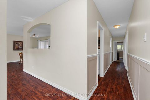 Photo 5 at 2068 Craig Road, Alcona, Innisfil