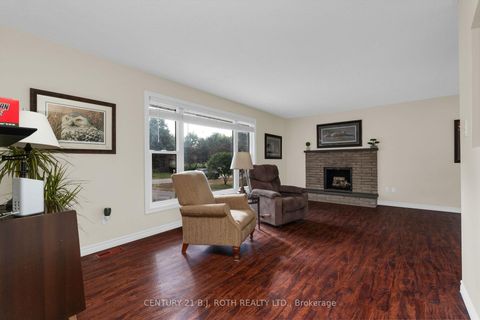 Photo 7 at 2068 Craig Road, Alcona, Innisfil