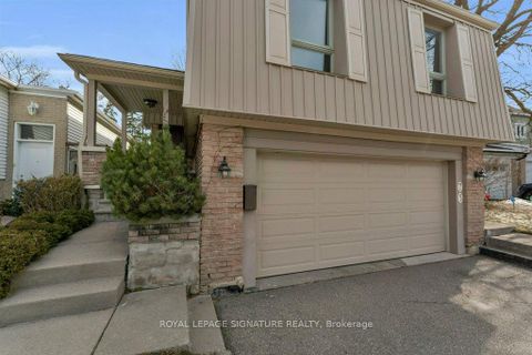 Photo 1 at 75 Lillooet Crescent, North Richvale, Richmond Hill