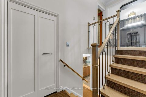 Photo 4 at 75 Lillooet Crescent, North Richvale, Richmond Hill