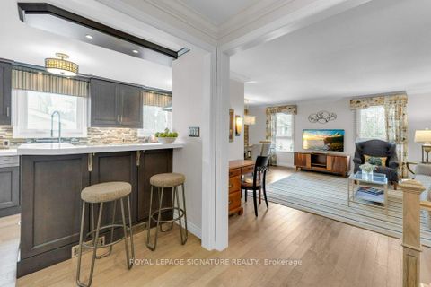 Photo 6 at 75 Lillooet Crescent, North Richvale, Richmond Hill