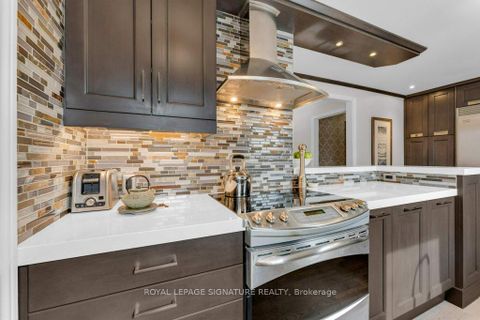 Photo 12 at 75 Lillooet Crescent, North Richvale, Richmond Hill