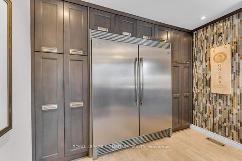 Photo 14 at 75 Lillooet Crescent, North Richvale, Richmond Hill