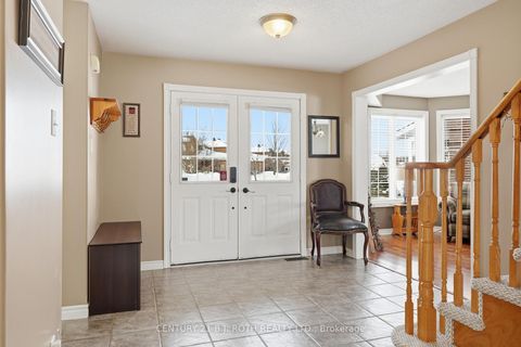 Photo 2 at 189 Pringle Drive, Edgehill Drive, Barrie