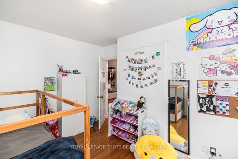Photo 7 at 6 Griggsden Avenue, Humber Heights, Toronto