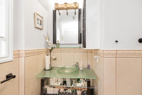 Photo 19 at 6 Griggsden Avenue, Humber Heights, Toronto