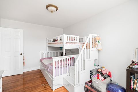 Photo 23 at 6 Griggsden Avenue, Humber Heights, Toronto