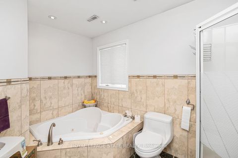 Photo 27 at 6 Griggsden Avenue, Humber Heights, Toronto