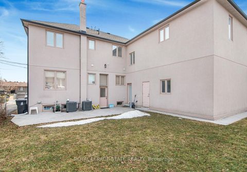 Photo 45 at 6 Griggsden Avenue, Humber Heights, Toronto