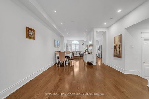 Photo 4 at 5 - 190 Harding Boulevard W, North Richvale, Richmond Hill