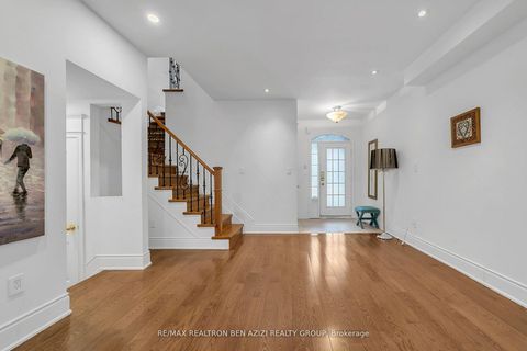 Photo 6 at 5 - 190 Harding Boulevard W, North Richvale, Richmond Hill