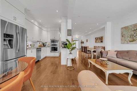 Photo 16 at 5 - 190 Harding Boulevard W, North Richvale, Richmond Hill