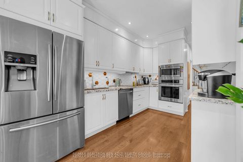 Photo 17 at 5 - 190 Harding Boulevard W, North Richvale, Richmond Hill