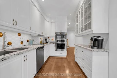 Photo 18 at 5 - 190 Harding Boulevard W, North Richvale, Richmond Hill