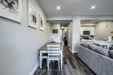 Photo 6 at 20 - 5 Stonehart Lane, East Bayfield, Barrie