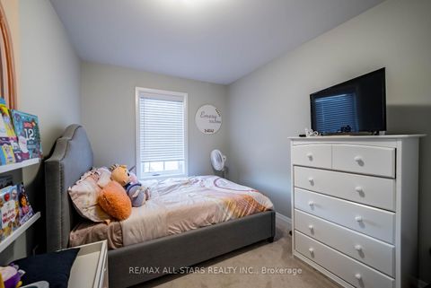 Photo 20 at 20 - 5 Stonehart Lane, East Bayfield, Barrie