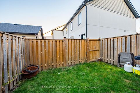 Photo 25 at 20 - 5 Stonehart Lane, East Bayfield, Barrie