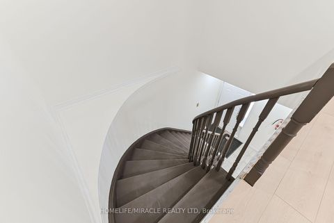 Photo 10 at 40 Blair Crescent, Grove East, Barrie