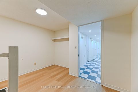 Photo 18 at 40 Blair Crescent, Grove East, Barrie