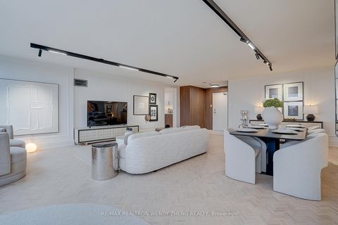 Photo 16 at 608 - 1 Clark Avenue W, Yorkhill, Vaughan