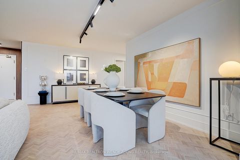 Photo 17 at 608 - 1 Clark Avenue W, Yorkhill, Vaughan