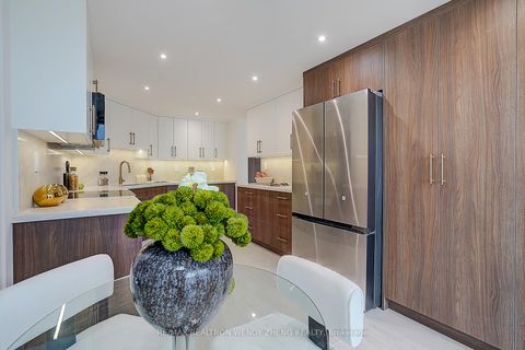 Photo 23 at 608 - 1 Clark Avenue W, Yorkhill, Vaughan