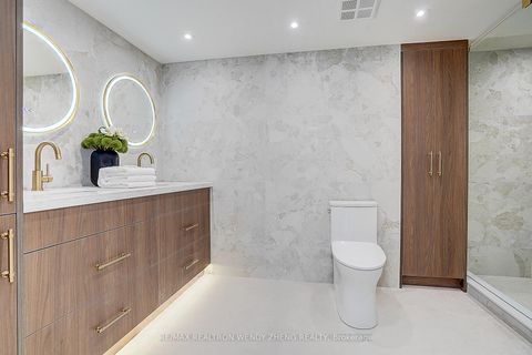 Photo 33 at 608 - 1 Clark Avenue W, Yorkhill, Vaughan