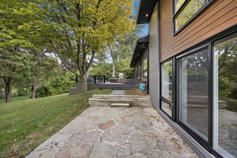 Photo 7 at 48 Royal Road, Aurora Village, Aurora