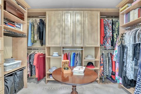 Photo 11 at PH1 1 - 2 Toronto Street, City Centre, Barrie