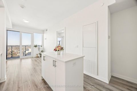 Photo 2 at 2301 - 15 Ellerslie Avenue, Willowdale West, Toronto