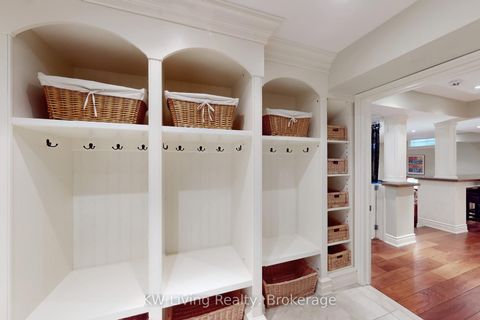 Photo 31 at 24 Highview Crescent, Bayview Hill, Richmond Hill