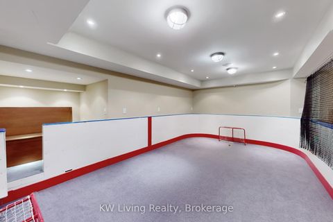 Photo 35 at 24 Highview Crescent, Bayview Hill, Richmond Hill