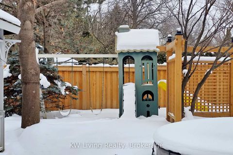 Photo 36 at 24 Highview Crescent, Bayview Hill, Richmond Hill