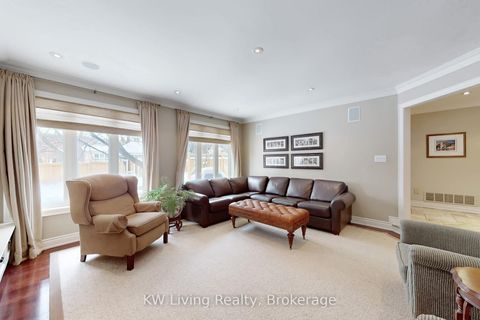 Photo 44 at 24 Highview Crescent, Bayview Hill, Richmond Hill