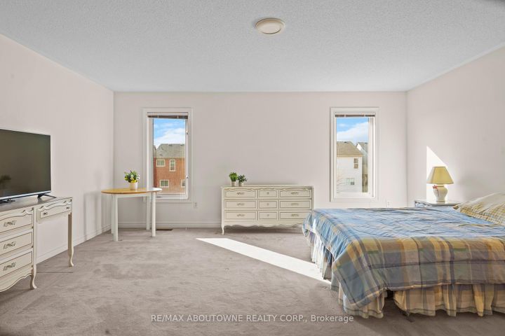 Photo 25 at 148 Littlewood Drive, RO River Oaks, Oakville