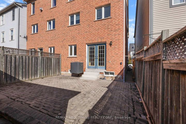 Photo 39 at 148 Littlewood Drive, RO River Oaks, Oakville